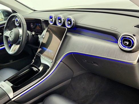 Used 2023 Mercedes-Benz GLC 300 4MATIC w/ Exclusive Trim Package image 25