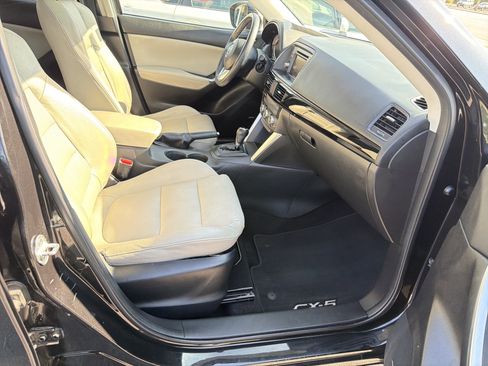Used 2013 MAZDA CX-5 Grand Touring w/ GT Tech Pkg AWD/4WD image 67