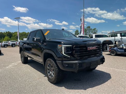 Used 2024 GMC Sierra 1500 AT4X AWD/4WD image 3