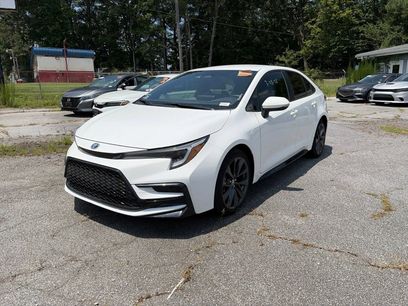 Used 2025 Toyota Corolla SE w/ Convenience Package