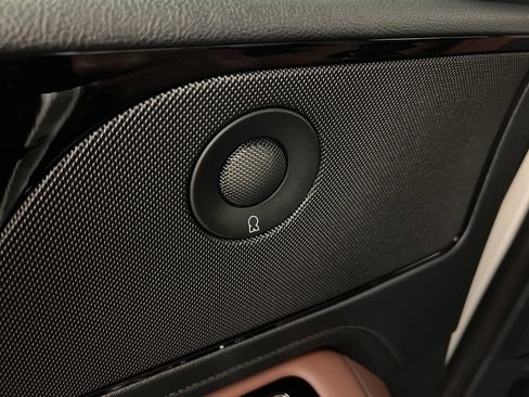 Used 2025 Lincoln Aviator Reserve image 30