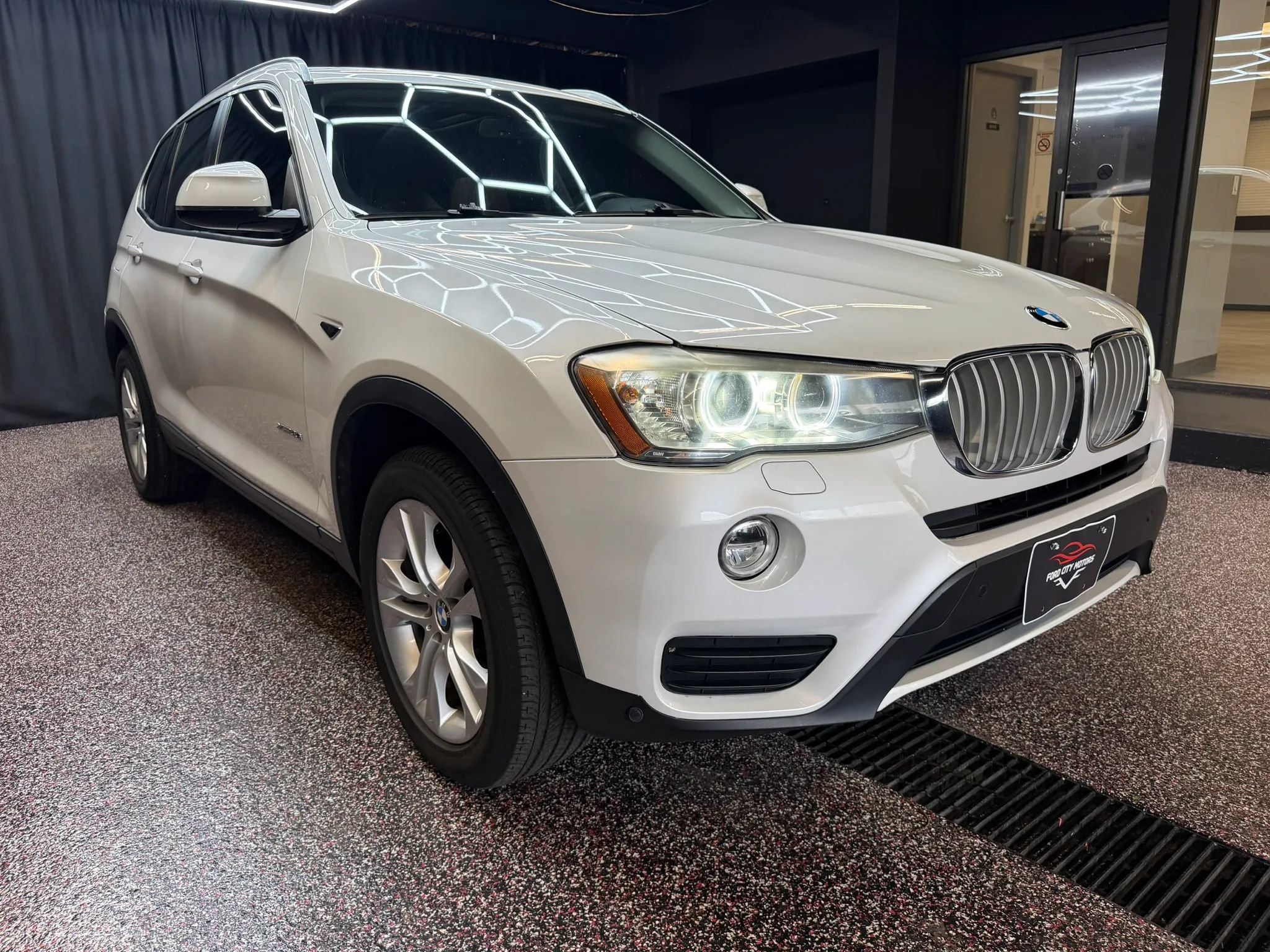 Used 2016 BMW X3 xDrive35i AWD/4WD image 9