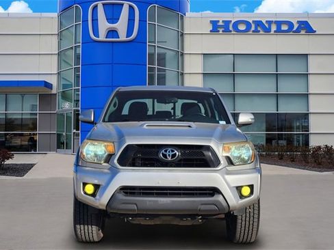 Used 2013 Toyota Tacoma PreRunner image 6