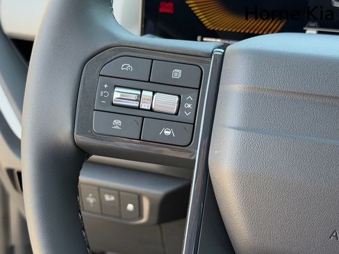 New 2027 Kia Seltos LX FWD image 14