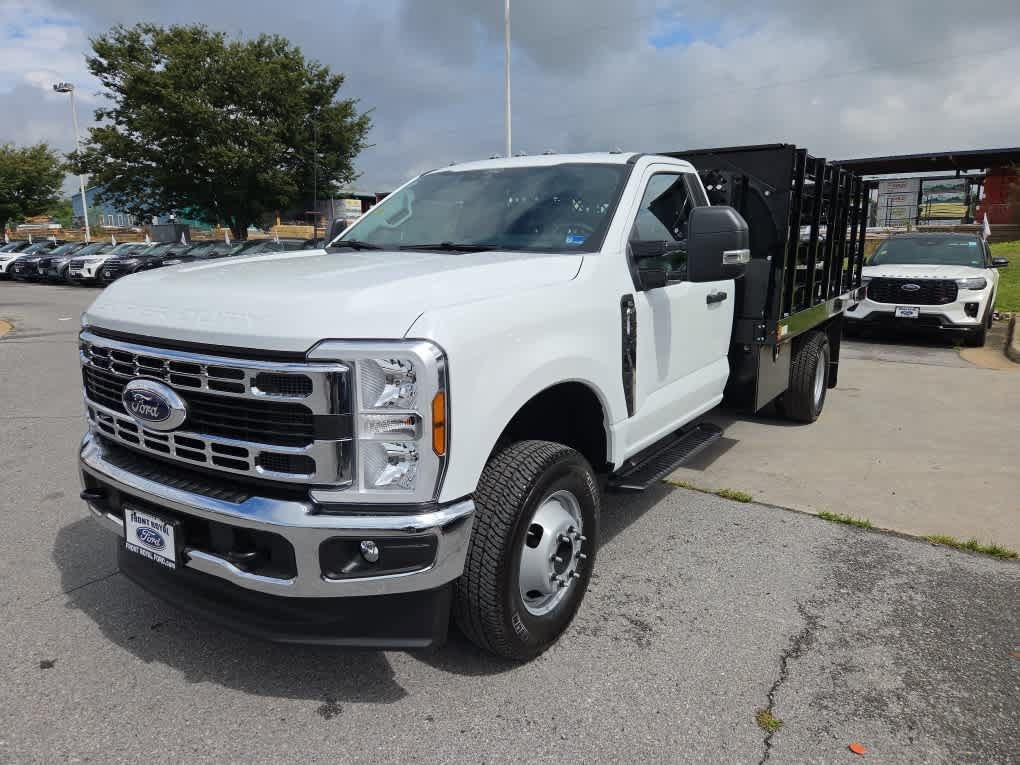 New 2025 Ford F350 XL w/ XL Chrome Package AWD/4WD image 15