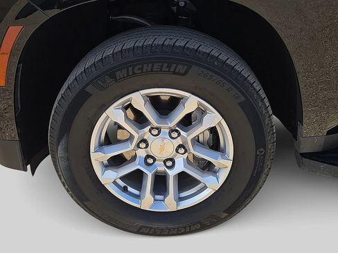 Used 2025 Chevrolet Tahoe LT AWD/4WD image 10