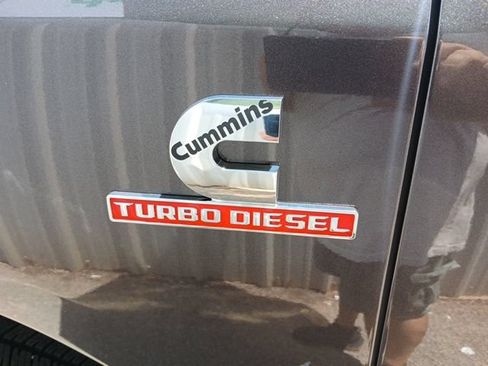 New 2026 RAM 2500 Laramie AWD/4WD image 10