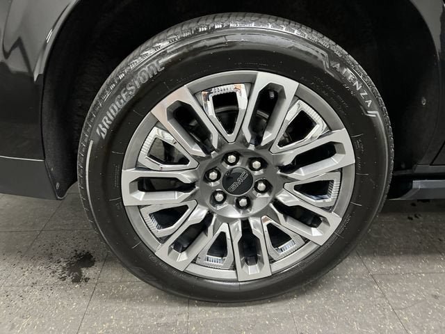 Certified 2024 GMC Yukon Denali Ultimate AWD/4WD image 34