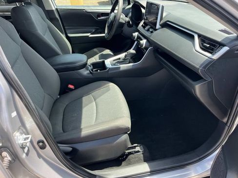 Used 2023 Toyota RAV4 XLE FWD image 26