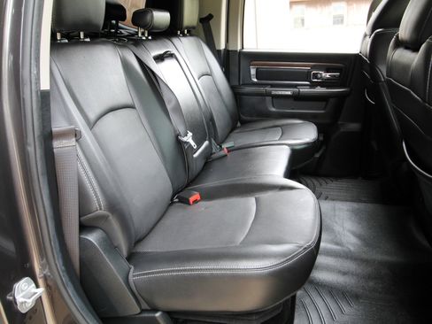 Used 2016 RAM 2500 Laramie w/ Sport Appearance Group AWD/4WD image 46