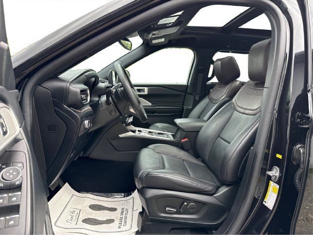 Used 2020 Ford Explorer Platinum w/ Premium Technology Package AWD/4WD image 10