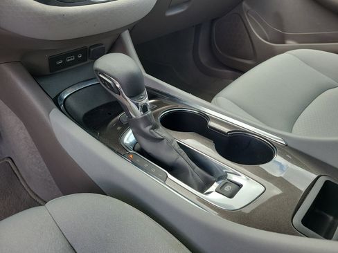 Used 2024 Chevrolet Malibu LT FWD image 22