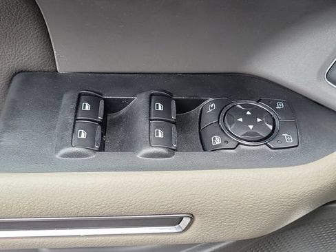 Used 2020 Ford Expedition XLT w/ Equipment Group 202A RWD image 16