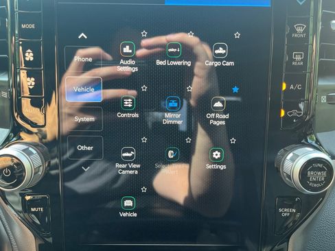 Used 2024 RAM 2500 Laramie w/ Sport Appearance Package image 28