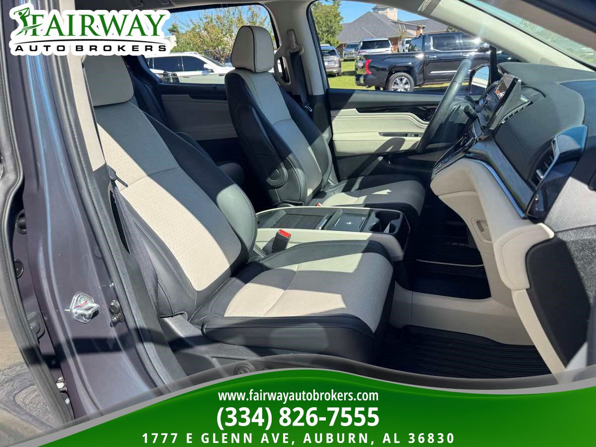 Used 2025 Honda Odyssey Elite image 12