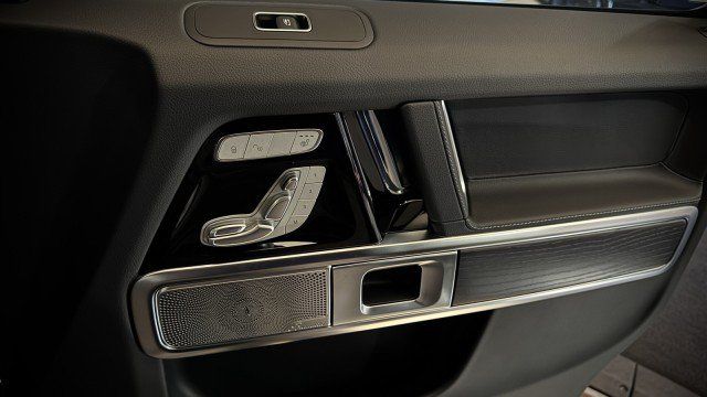 Used 2025 Mercedes-Benz G 550 image 21