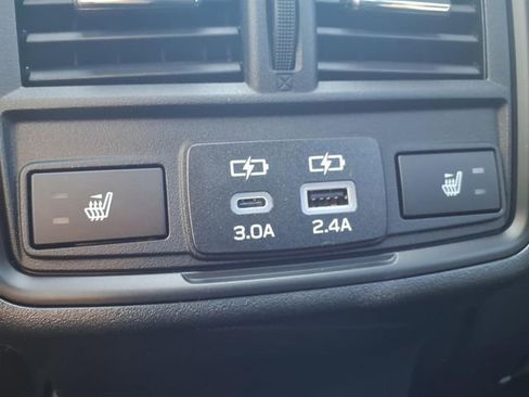 New 2026 Subaru Outback Limited AWD/4WD image 10