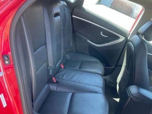 Used 2014 Hyundai Elantra GT w/ Option Group 02 image 16