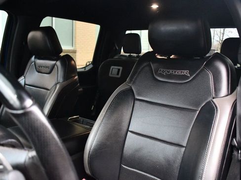 Used 2018 Ford F150 Raptor w/ Equipment Group 802A Luxury image 25