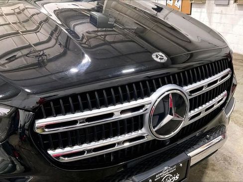 Used 2024 Mercedes-Benz GLE 450e 4MATIC image 30