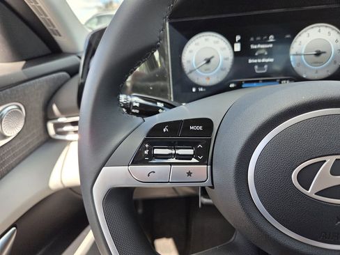 New 2026 Hyundai Elantra Limited image 20