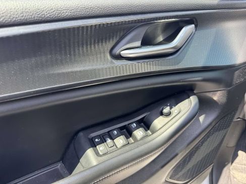 Used 2023 Jeep Grand Cherokee L Laredo RWD image 20