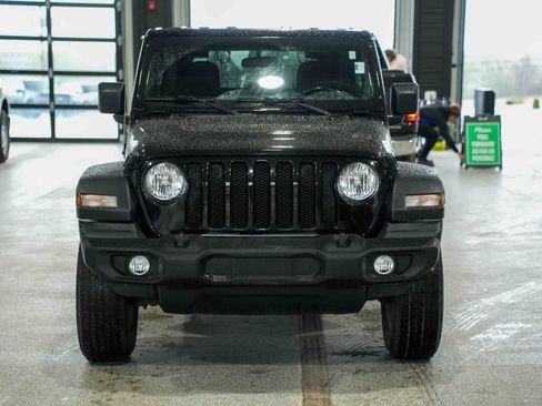 Used 2020 Jeep Wrangler Sport AWD/4WD image 2