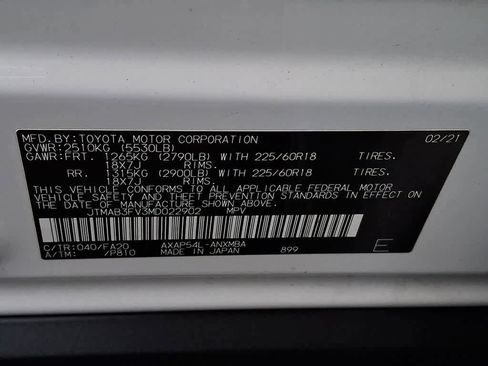 Used 2021 Toyota RAV4 SE w/ Weather & Moonroof Package image 25