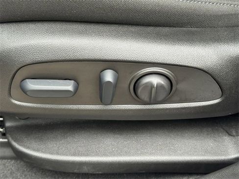 Used 2022 Chevrolet Blazer LT w/ Redline Edition image 22