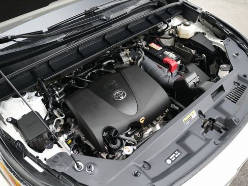 Used 2021 Toyota Highlander Platinum image 39