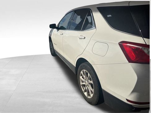Used 2019 Chevrolet Equinox LT image 10