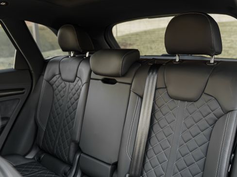 Certified 2025 Audi SQ5 Premium Plus image 25