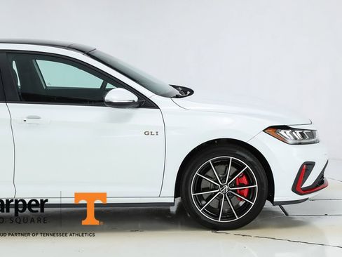 Used 2025 Volkswagen Jetta GLI Autobahn FWD image 49