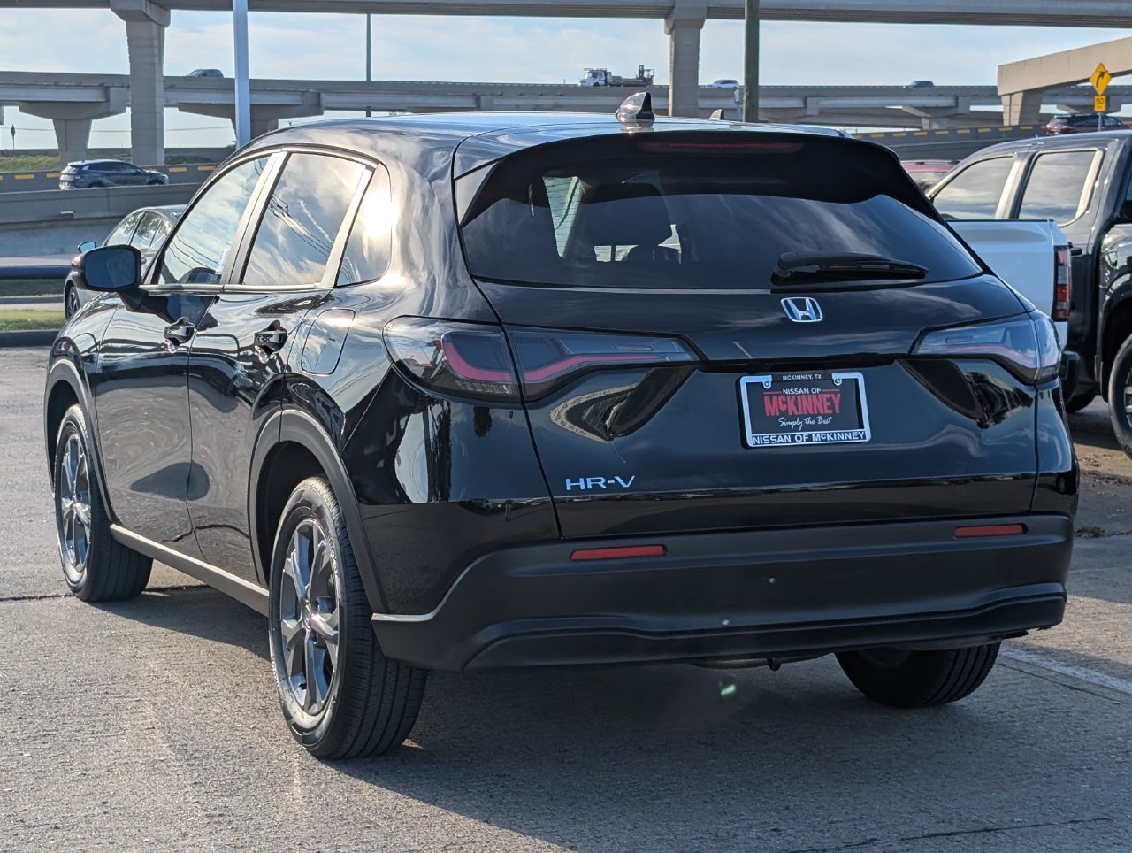 Used 2026 Honda HR-V LX image 4