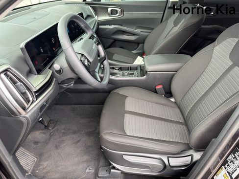 New 2026 Kia Sorento LX FWD image 9
