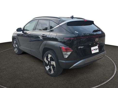 Used 2026 Hyundai Kona Limited AWD/4WD image 3