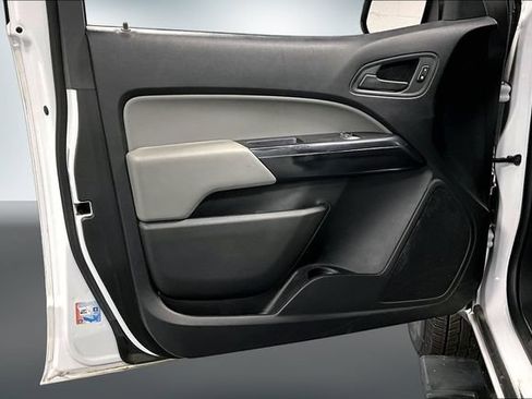 Used 2019 Chevrolet Colorado W/T w/ WT Convenience Package RWD image 20