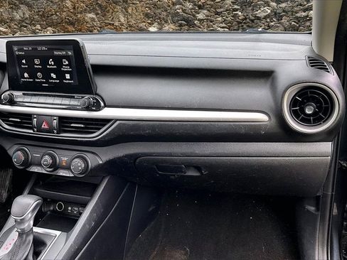 Used 2020 Kia Forte LXS image 14