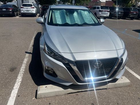 Used 2022 Nissan Altima 2.5 SL AWD/4WD image 5