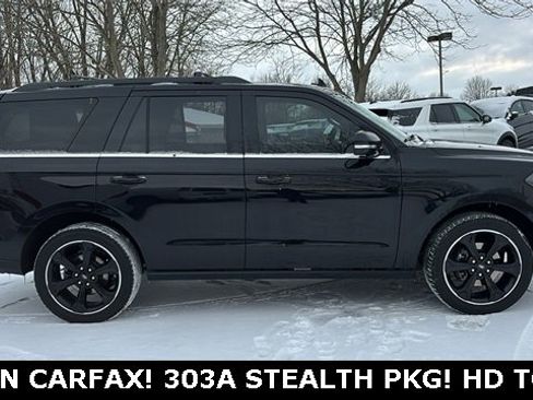 Used 2023 Ford Expedition Limited image 27