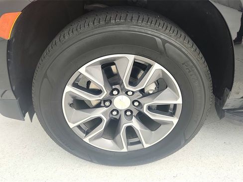 Certified 2022 Chevrolet Tahoe LT w/ LT Signature Plus Package image 32