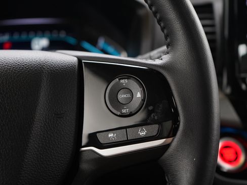 Used 2023 Honda Odyssey Touring image 30