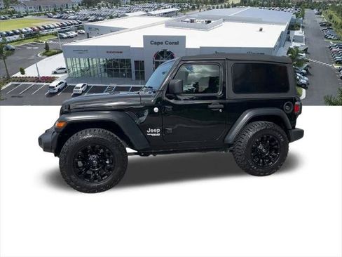 Certified 2018 Jeep Wrangler Sport AWD/4WD image 32
