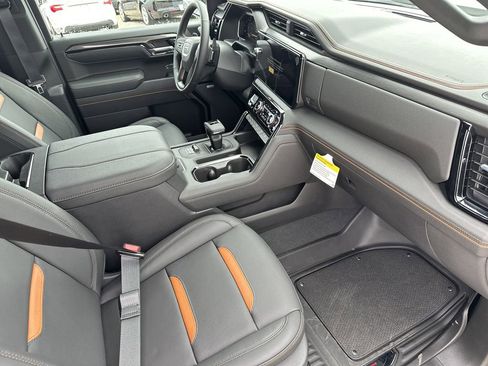 New 2026 GMC Sierra 1500 AT4 w/ AT4 Premium Package image 39