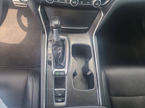 Used 2020 Honda Accord Sport image 17