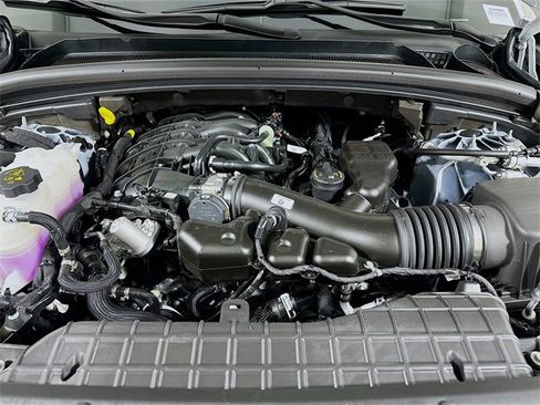 New 2025 Jeep Grand Cherokee Limited w/ Luxury Tech Group II image 18