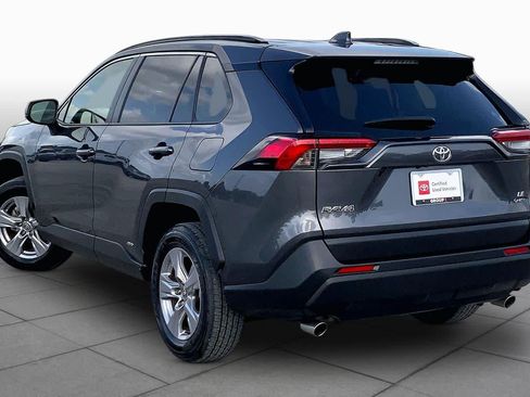 Used 2025 Toyota RAV4 LE AWD/4WD image 12