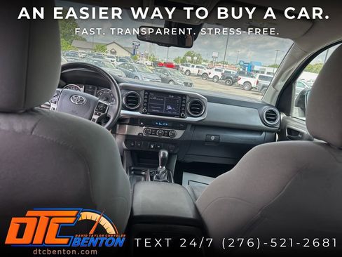 Used 2022 Toyota Tacoma SR5 w/ Technology Package RWD image 13