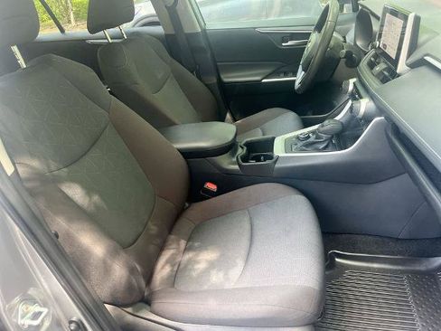 Used 2025 Toyota RAV4 XLE w/ Convenience Package AWD/4WD image 24