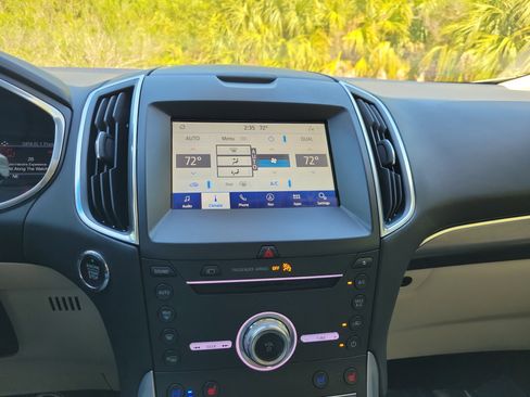 Used 2019 Ford Edge Titanium w/ Equipment Group 301A image 25